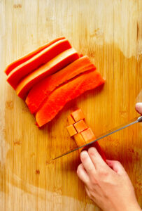 1.-Prepare-The-Papaya
